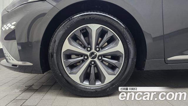 Kia K8 из Кореи Encar