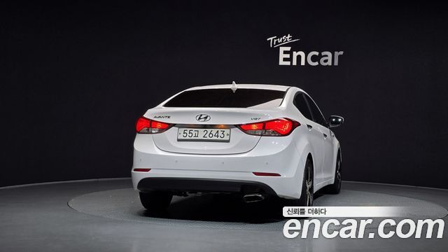 Hyundai AVANTE 1.6 VGT Modern Standard — пробег 159 838 км — фото 4 из 5