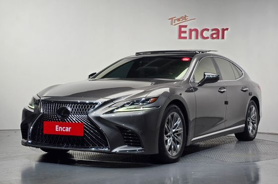 Lexus LS 3.5 Luxury AWD — пробег 57 276 км — фото 1 из 5
