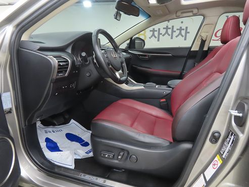 Lexus NX Executive — пробег 118 597 км — фото 5 из 5