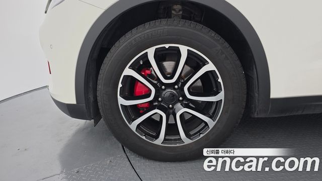 Maserati Levante из Кореи Encar