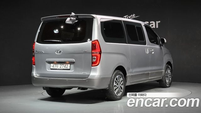 Hyundai Starex из Кореи Encar
