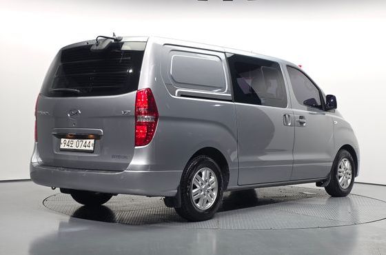 Hyundai Starex 5-Seater VAN Smart — пробег 233 545 км — фото 2 из 5