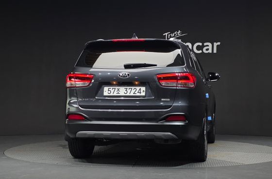 Kia Sorento Diesel 2.0 2WD Noblesse — пробег 130 553 км — фото 4 из 5