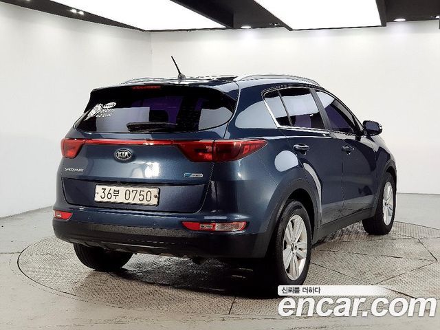 Kia Sportage из Кореи Encar