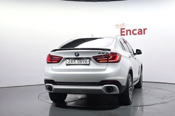 BMW X6 xDrive 30d — пробег 89 581 км — фото 4 из 5