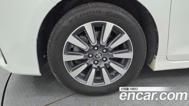 Toyota Sienna 3.5 AWD — пробег 81 313 км — фото 5 из 5
