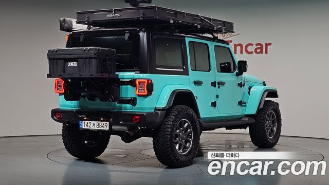 Jeep Wrangler 2.0 Overland 4Door 80th Edition — пробег 40 283 км — фото 2 из 5