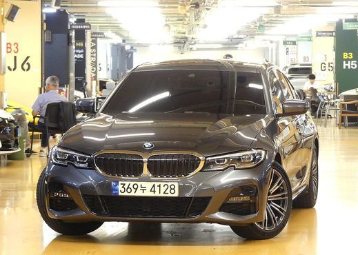 BMW 3-Series 320i M Sport — пробег 23 000 км — фото 3 из 5