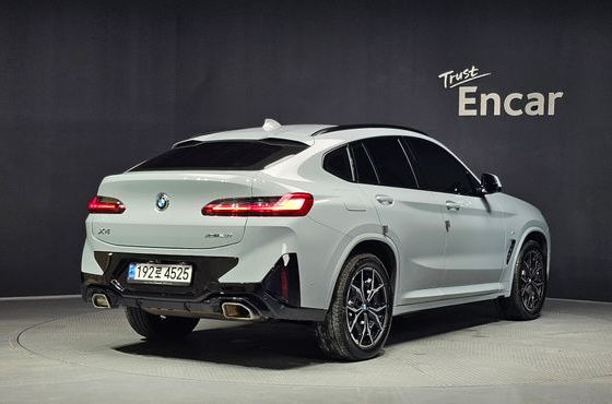 BMW X4 xDrive20i M Sport — пробег 34 346 км — фото 2 из 5