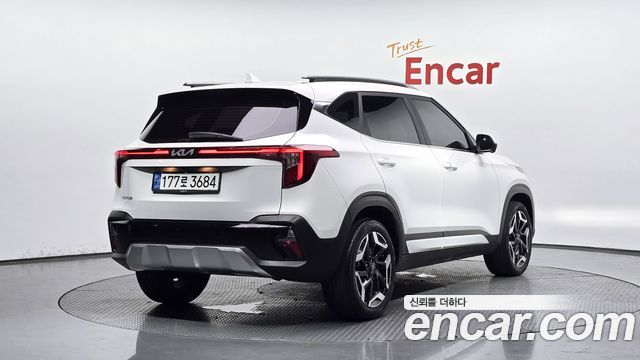 Kia Seltos из Кореи Encar