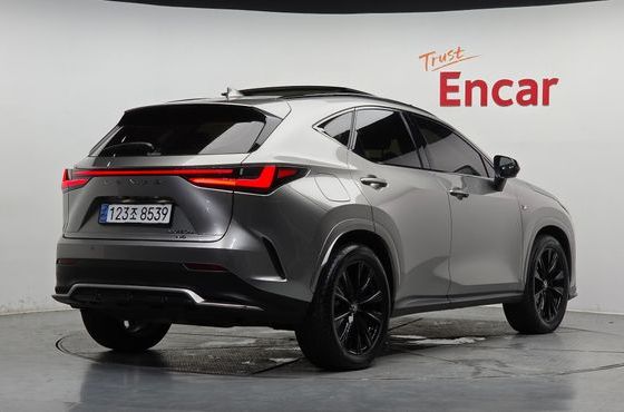 Lexus NX F-Sport — пробег 73 205 км — фото 2 из 5