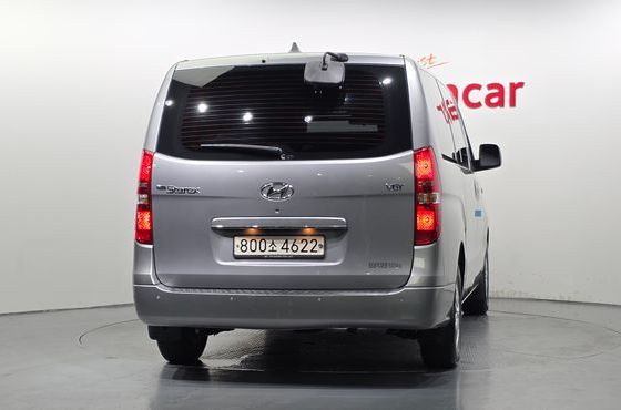 Hyundai Starex Van 5-Seater Modern — пробег 79 893 км — фото 4 из 5