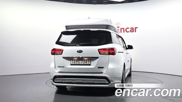 Kia Carnival из Кореи Encar
