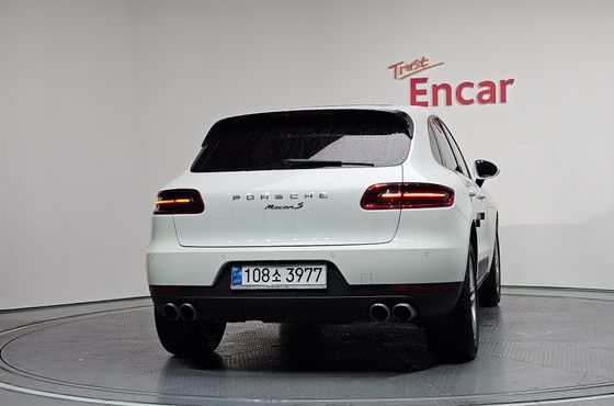 Porsche Macan 2.0 95B — пробег 127 748 км — фото 4 из 5