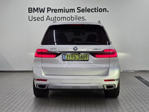 BMW X7 xDrive 40i Design Pure Excellence 7-Seater — пробег 11 200 км — фото 3 из 5