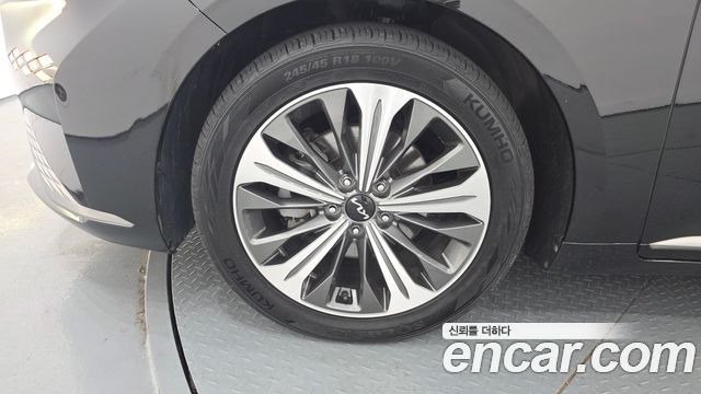 Kia K8 из Кореи Encar