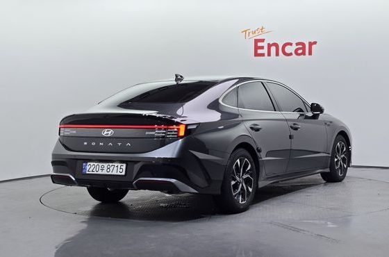 Hyundai Sonata 2.0 Premium — пробег 42 868 км — фото 2 из 5