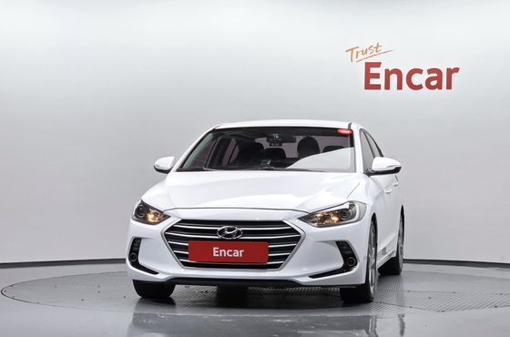 Hyundai AVANTE 1.6 GDI Value Plus — пробег 154 605 км — фото 3 из 5