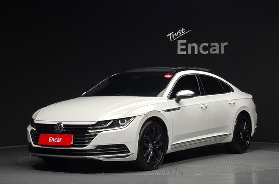 Volkswagen Arteon 2.0 TDI Prestige — пробег 142 841 км — фото 1 из 5