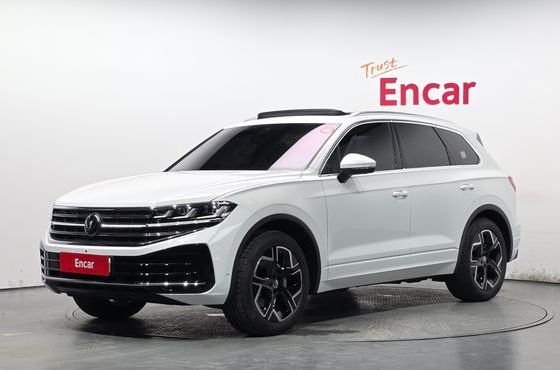 Volkswagen Touareg 3.0 TDI Prestige — пробег 49 км — фото 1 из 5