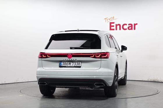 Volkswagen Touareg 3.0 TDI Prestige — пробег 49 км — фото 4 из 5