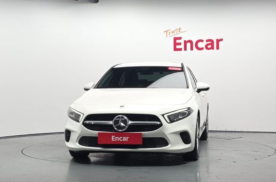 Mercedes-Benz A-Class A220 Sedan — пробег 81 118 км — фото 3 из 5