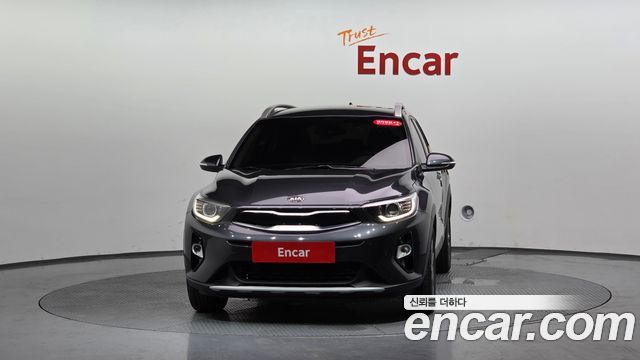 Kia Stonic из Кореи Encar