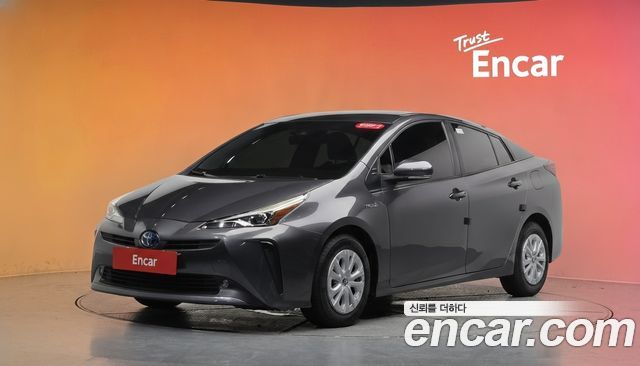 Toyota Prius из Кореи Encar