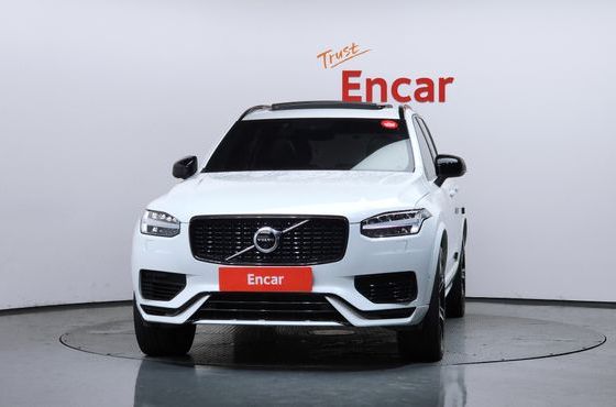 Volvo XC90 T8 R-Design Hybrid — пробег 69 577 км — фото 3 из 5