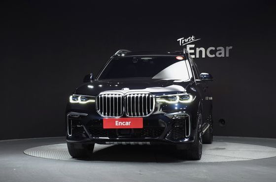 BMW X7 xDrive 40i M Sport 6STR — пробег 37 891 км — фото 3 из 5