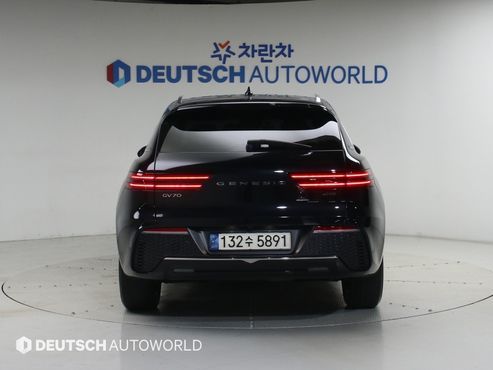 Genesis GV70 2.2 Diesel AWD — пробег 63 839 км — фото 4 из 5