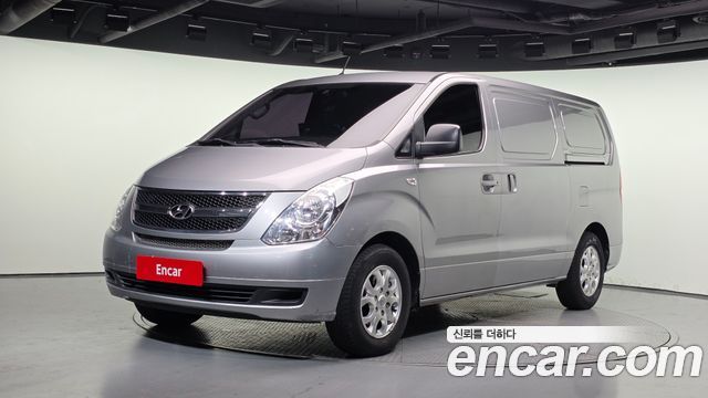 Hyundai Starex 3-Seater VAN CVX Deluxe — пробег 235 316 км — фото 1 из 5