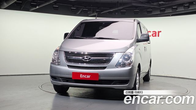 Hyundai Starex 3-Seater VAN CVX Deluxe — пробег 235 316 км — фото 3 из 5