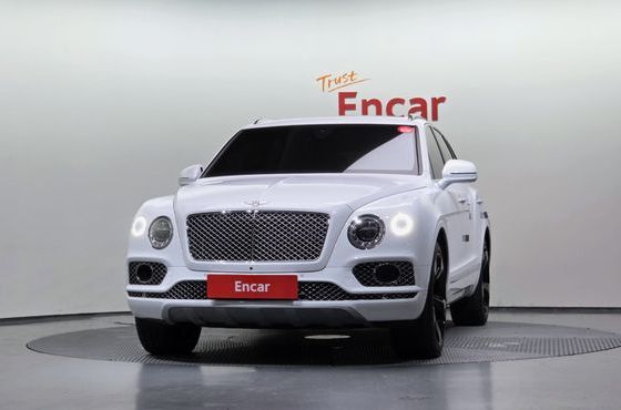 Bentley Bentayga 6.0 W12 — пробег 99 706 км — фото 3 из 5
