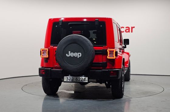 Jeep Wrangler 2.8 Diesel Sahara 4Door — пробег 123 579 км — фото 4 из 5