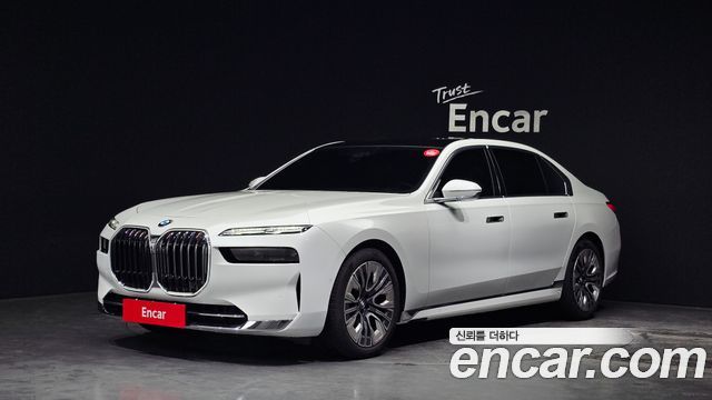 BMW 7-Series 740i sDrive Design Pure Excellence Individual — пробег 64 565 км — фото 1 из 5