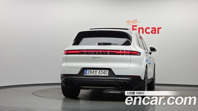 Porsche Cayenne 3.0 E-Hybrid — пробег 6 397 км — фото 4 из 5