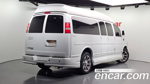 Chevrolet Express Van 6.0 — пробег 59 901 км — фото 2 из 5