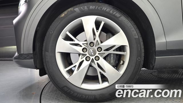 Genesis GV70 из Кореи Encar