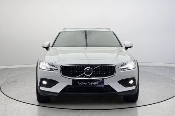 Volvo V60 B5 Ultimate AWD — пробег 21 422 км — фото 4 из 5