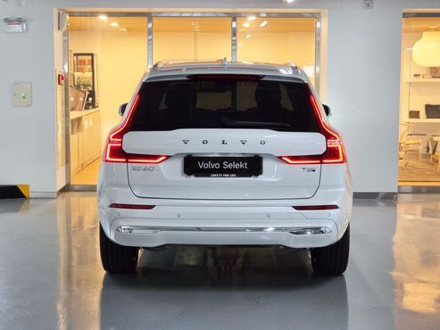 Volvo XC60 T8 Ultra Bright — пробег 7 120 км — фото 4 из 5