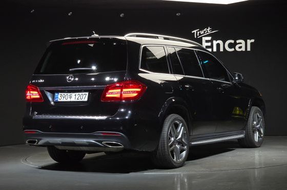 Mercedes-Benz GLS-Class GLS550 4MATIC — пробег 99 899 км — фото 2 из 5