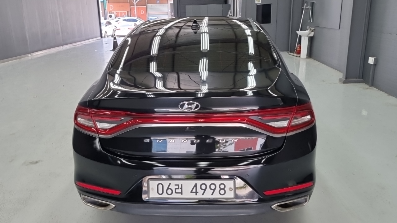 Hyundai Grandeur из Кореи Encar
