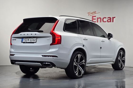 Volvo XC90 T8 R-Design Hybrid — пробег 174 328 км — фото 2 из 5