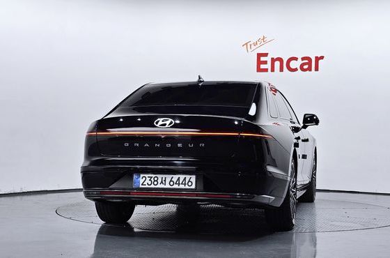 Hyundai Grandeur Calligraphy — пробег 35 876 км — фото 4 из 5