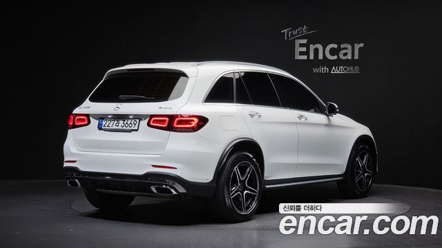 Mercedes-Benz GLC-Class GLC300 4MATIC — пробег 67 448 км — фото 2 из 5