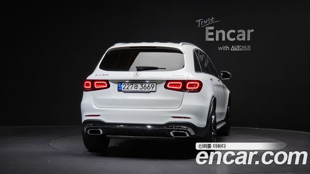 Mercedes-Benz GLC-Class GLC300 4MATIC — пробег 67 448 км — фото 4 из 5