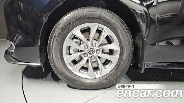 Toyota Sienna 2.5 Hybrid AWD — пробег 21 555 км — фото 5 из 5
