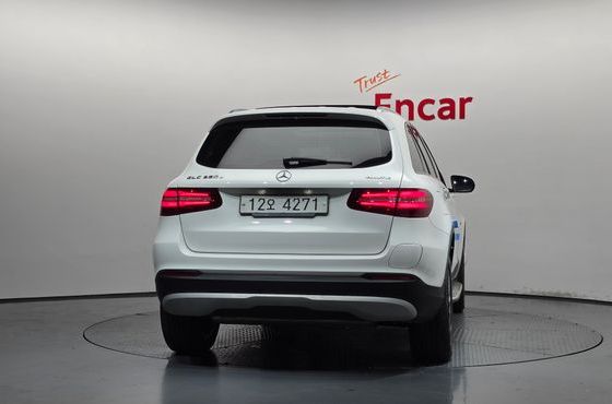 Mercedes-Benz GLC-Class GLC350e 4MATIC Premium — пробег 118 720 км — фото 4 из 5